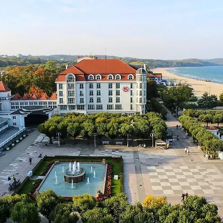 Studio Four - prywatne wejście i taras w Centrum Sopotu-2